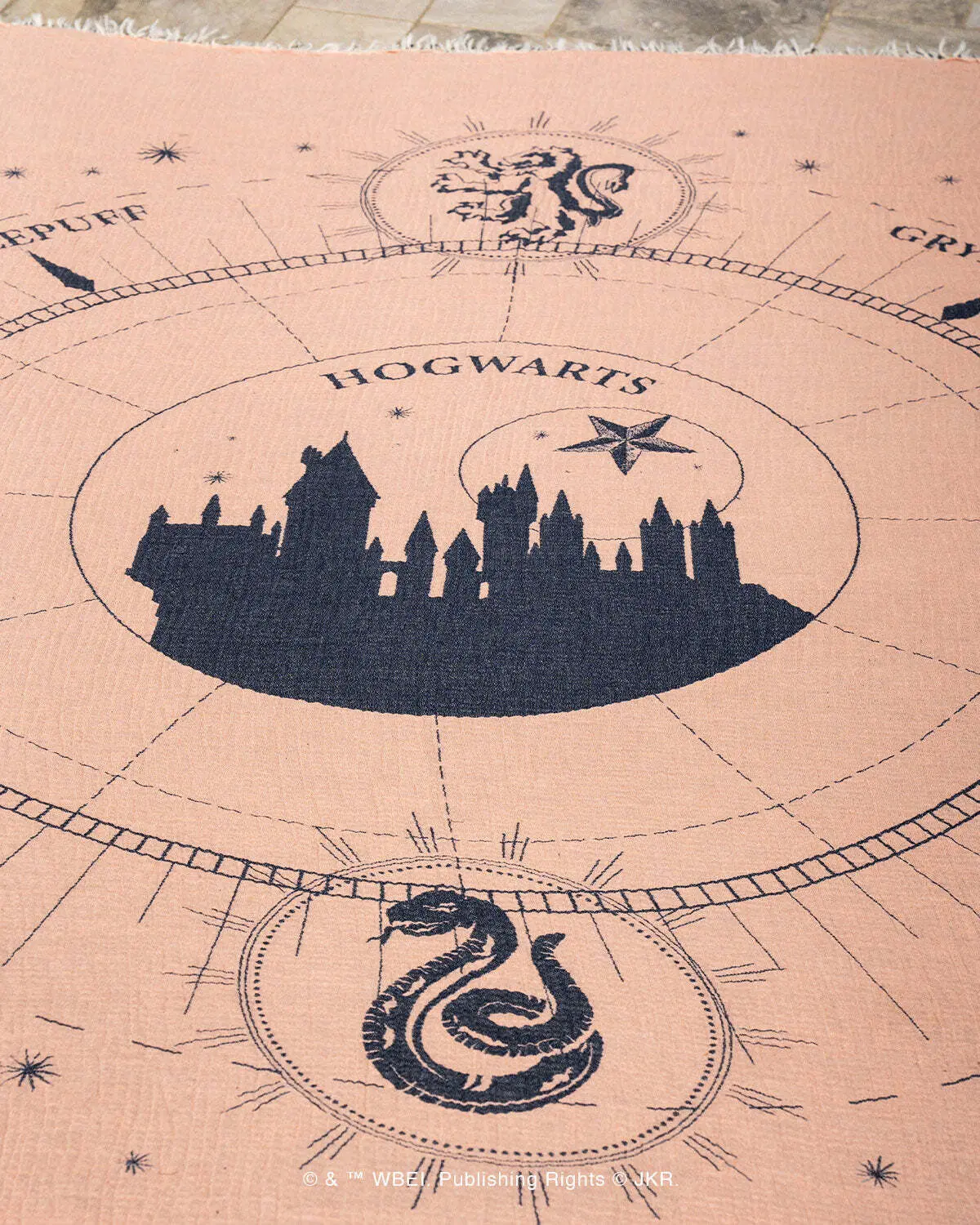 Hogwarts - PARTY BLANKET | Sand Cloud - Image 2